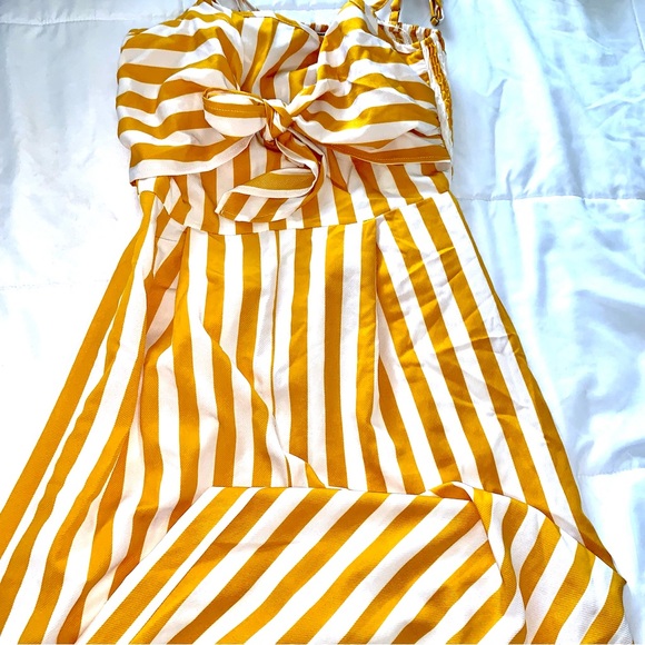 NEW Yellow jumpsuit | Never Worn - Picture 6 of 6